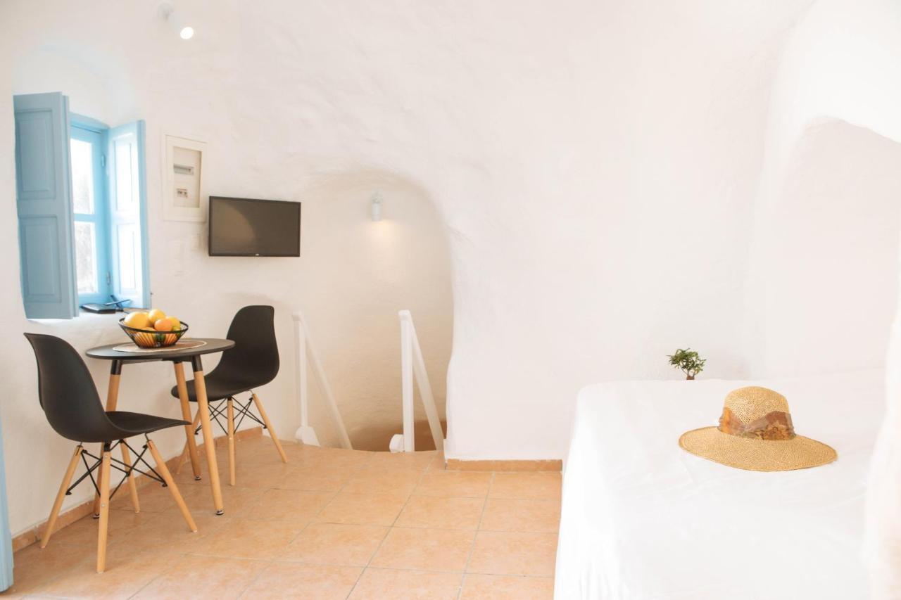 Athiri By A Terre Cave Villas Oia  Exterior photo